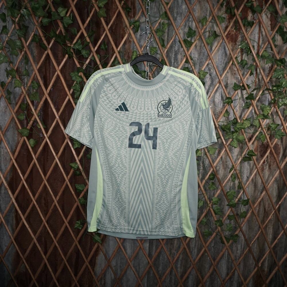 XL - Vintage Y2K Adidas T-Shirts mexico aztec aop soccer